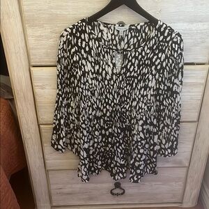 Black and White Graphic Blouse with Mandarin Collar